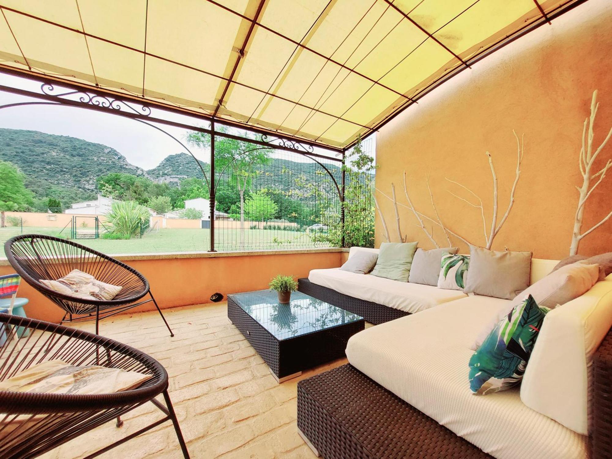 En Provence, Luberon, Villa Avec Piscine A Maubec Exteriör bild